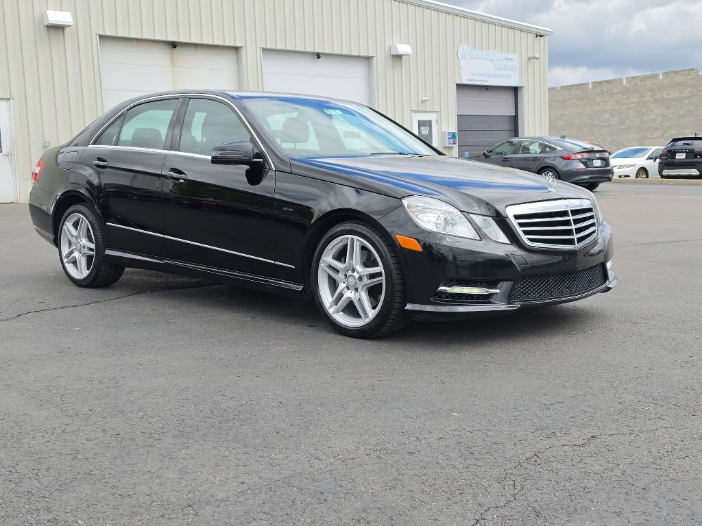 Used 2013 Mercedes-Benz E 350 4MATIC Sedan image 1