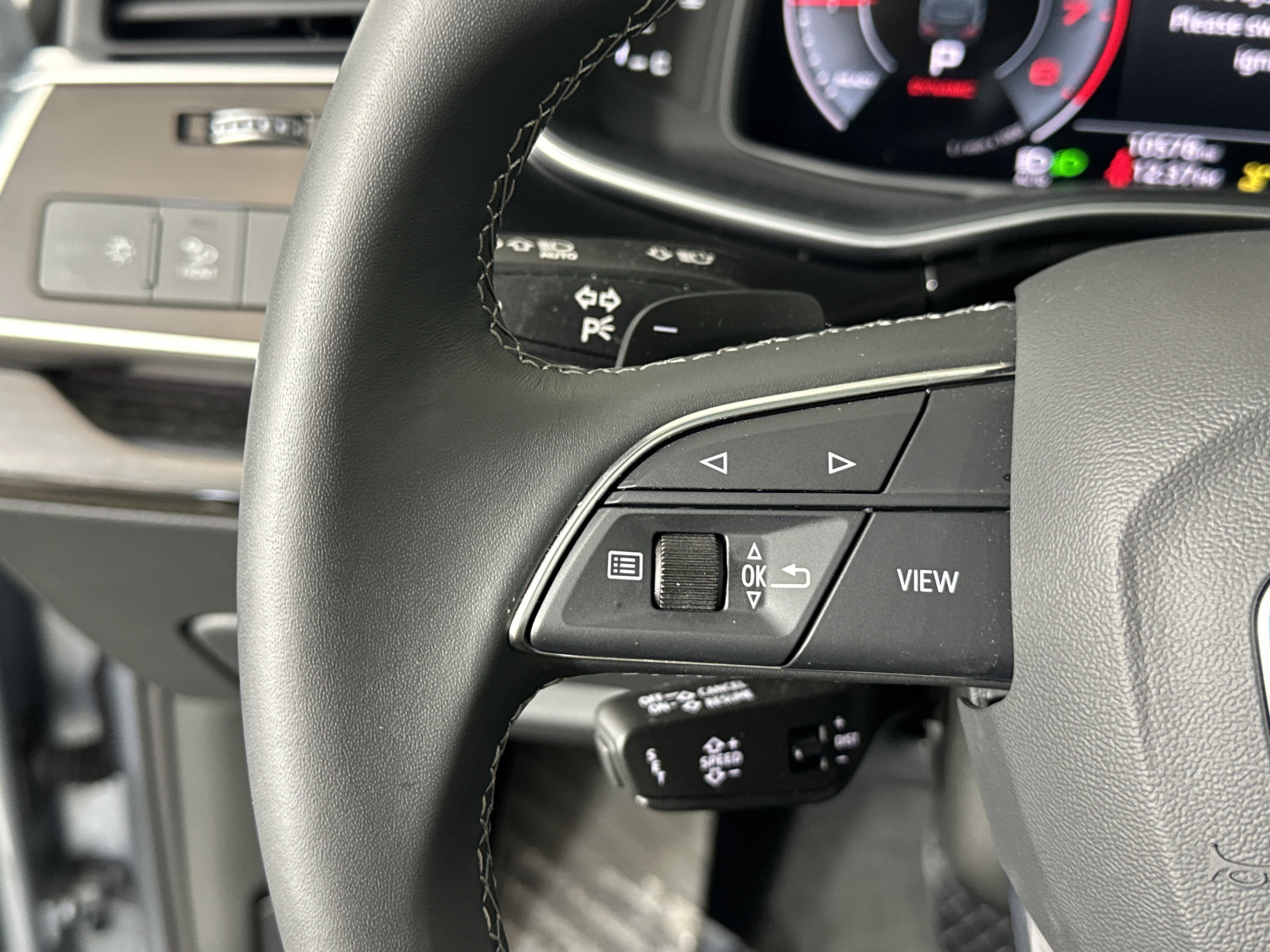 Certified 2025 Audi Q7 2.0T Premium Plus image 30