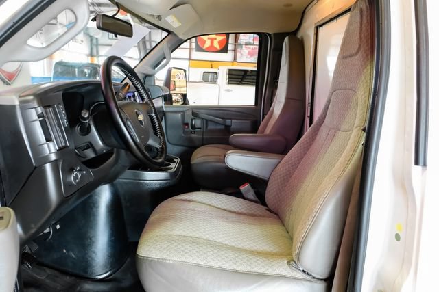 Used 2021 Chevrolet Express 3500 w/ Power Convenience Package RWD image 6