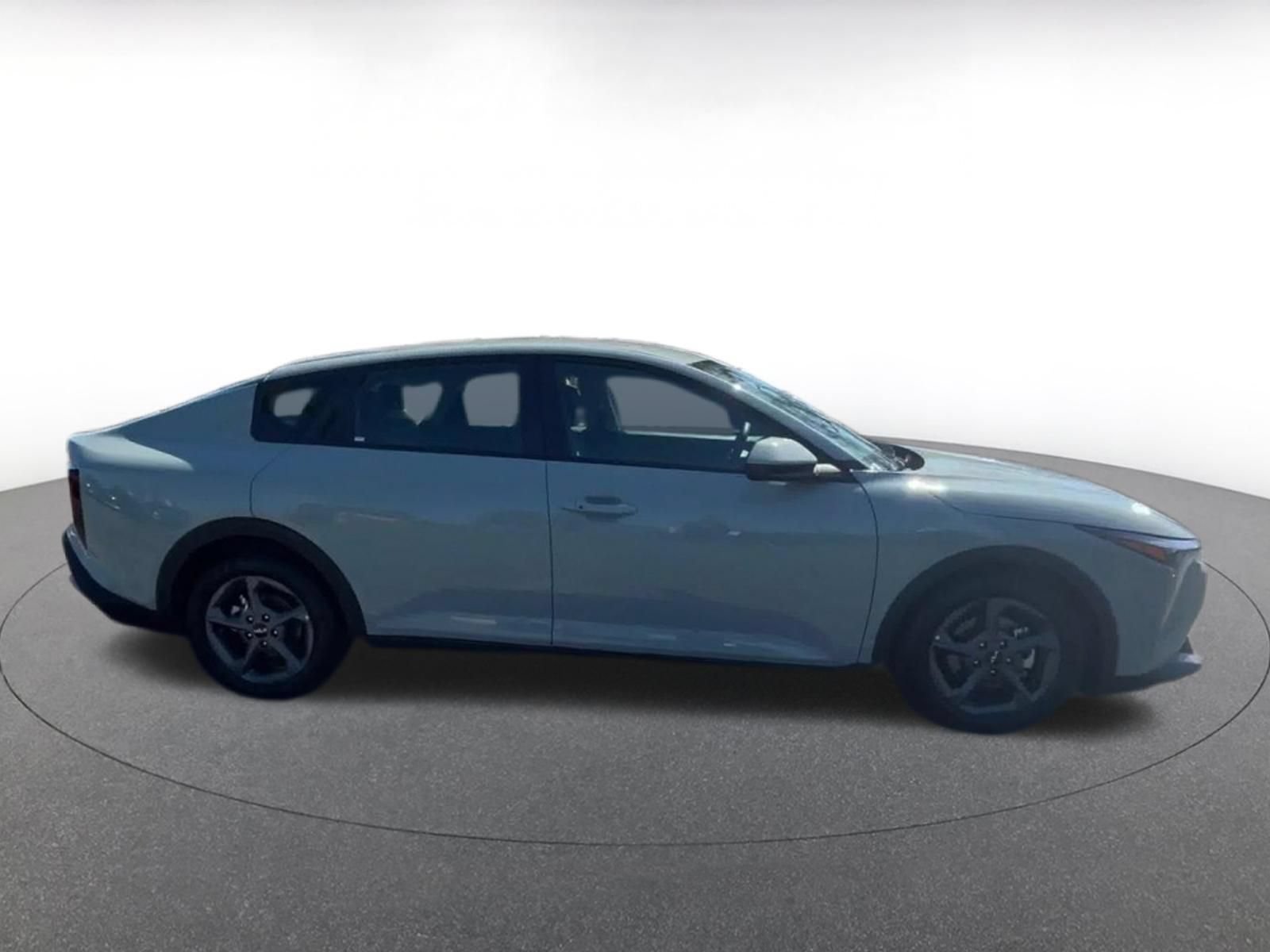 Used 2025 Kia K4 FWD image 15