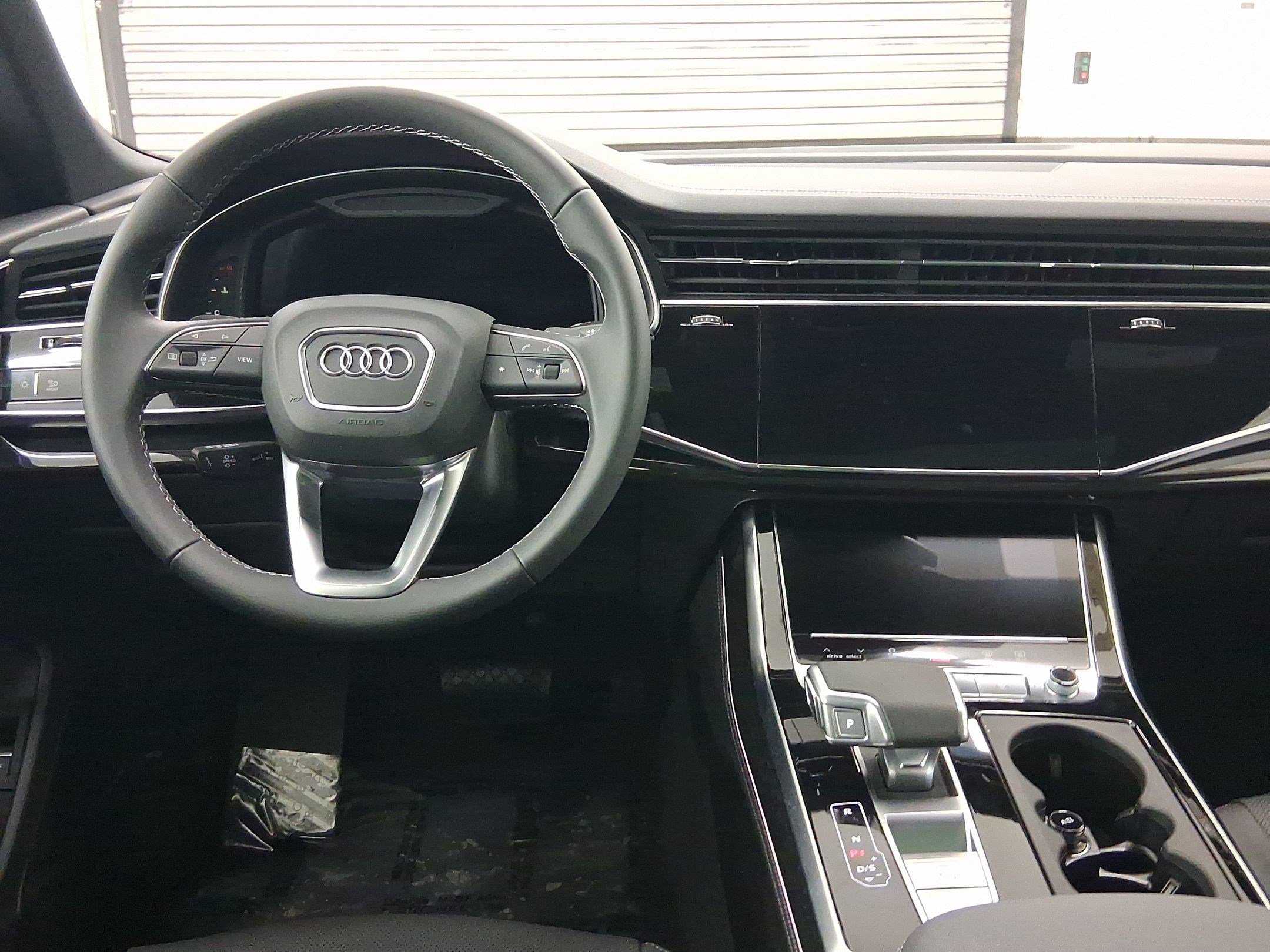 New 2026 Audi Q8 Premium Plus image 4