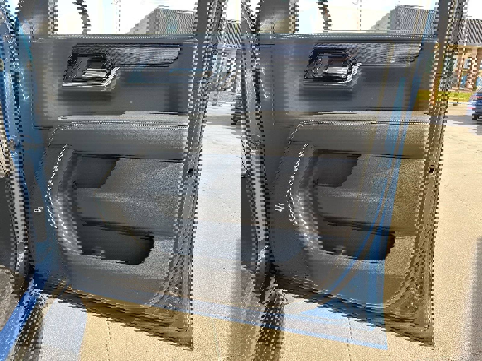 New 2026 GMC Yukon XL Elevation w/ Elevation Premium Package image 23