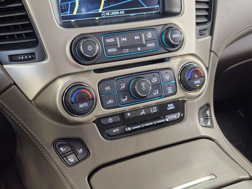 Used 2017 GMC Yukon Denali w/ Open Road Package AWD/4WD image 21