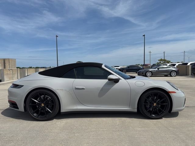 Used 2020 Porsche 911 Carrera 4 image 2