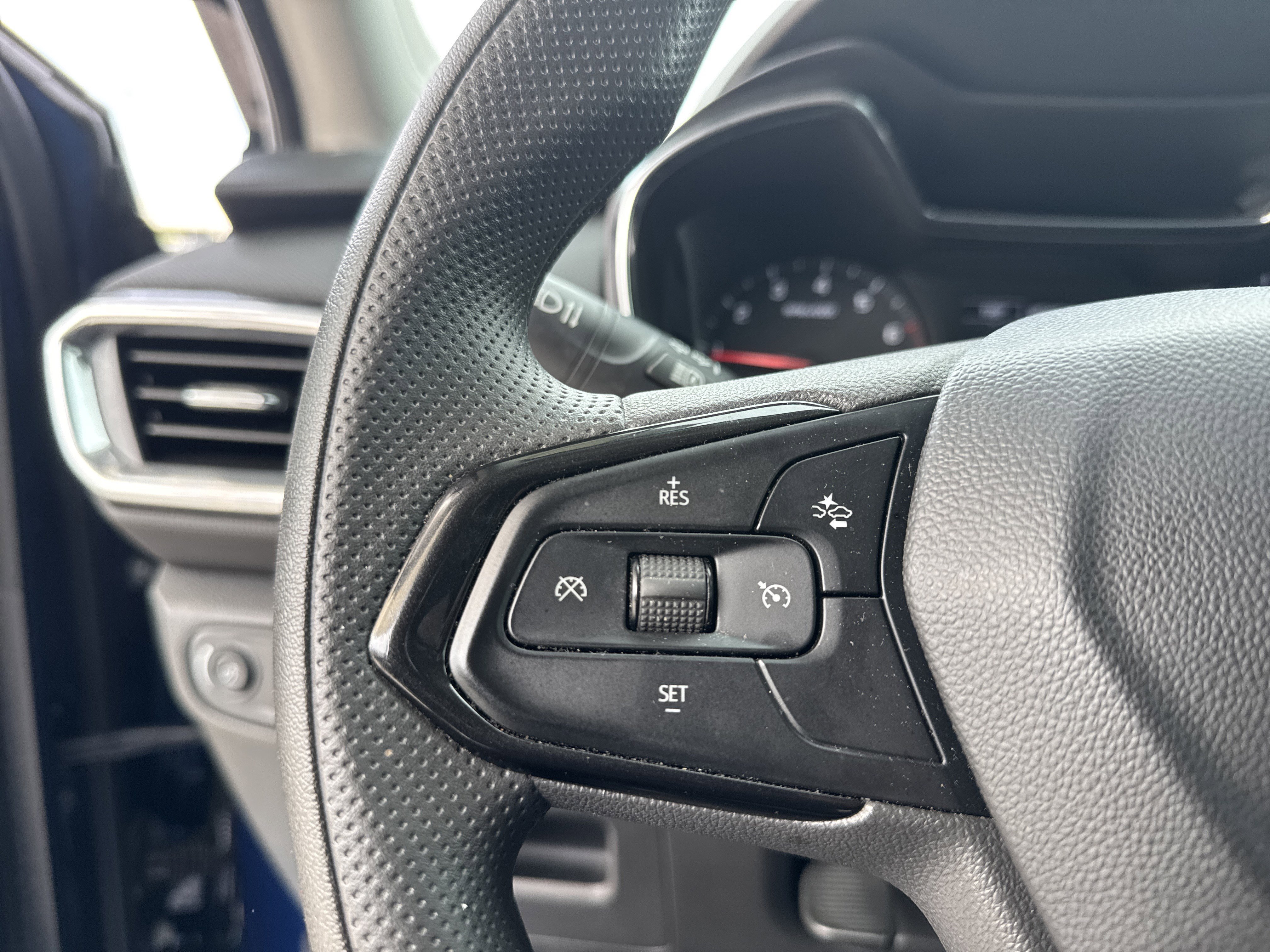 Used 2022 Chevrolet TrailBlazer LT FWD image 18