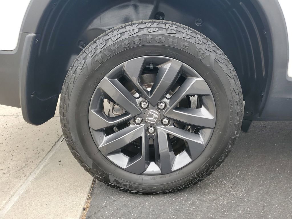 Certified 2023 Honda Ridgeline Sport image 6