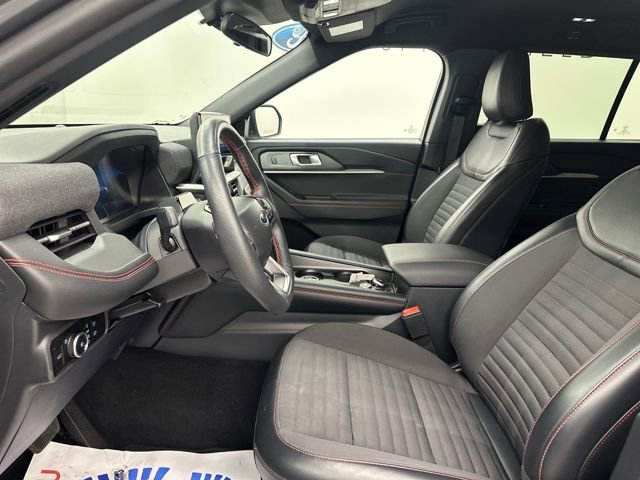 Certified 2025 Ford Explorer ST-Line w/ ST-Line Street Pack image 22