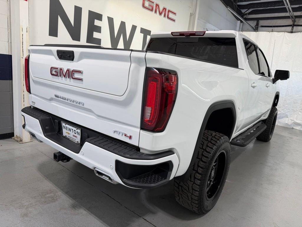Used 2024 GMC Sierra 1500 AT4 w/ Technology Package AWD/4WD image 32