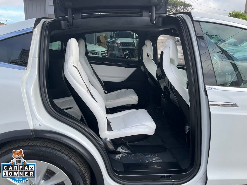 Used 2017 Tesla Model X 90D image 61