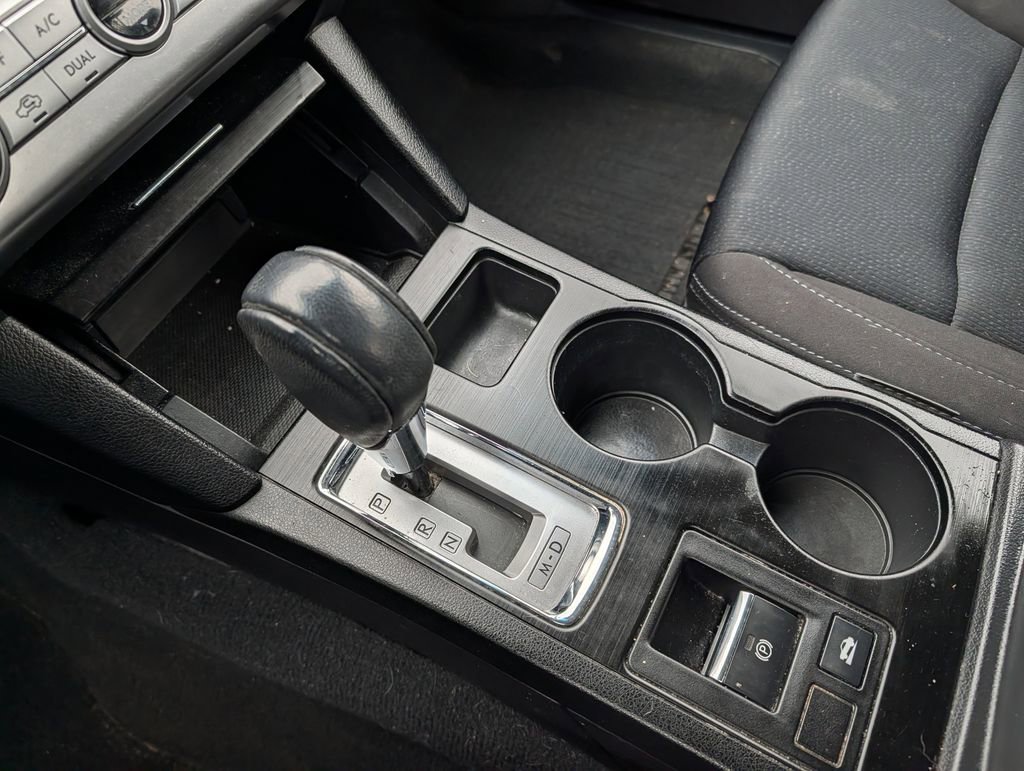 Used 2017 Subaru Legacy 2.5i Premium image 24