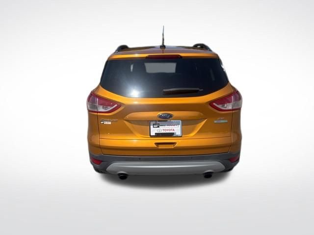 Used 2016 Ford Escape SE w/ Equipment Group 201A FWD image 4