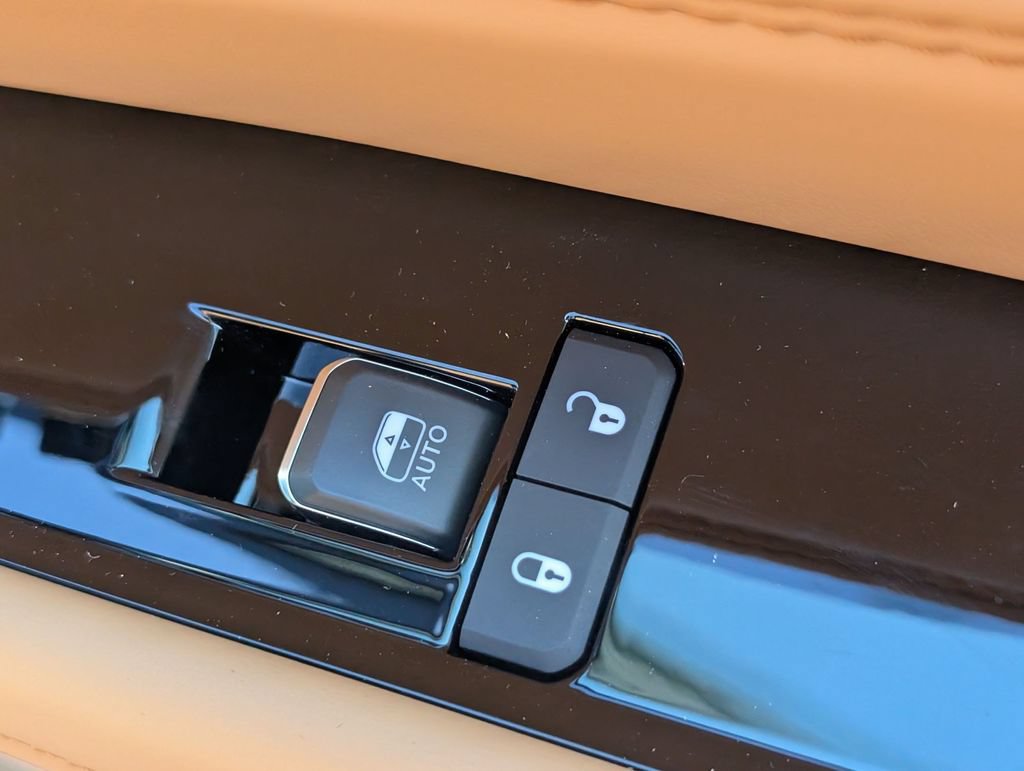 New 2026 Jeep Grand Wagoneer L Summit AWD/4WD image 34