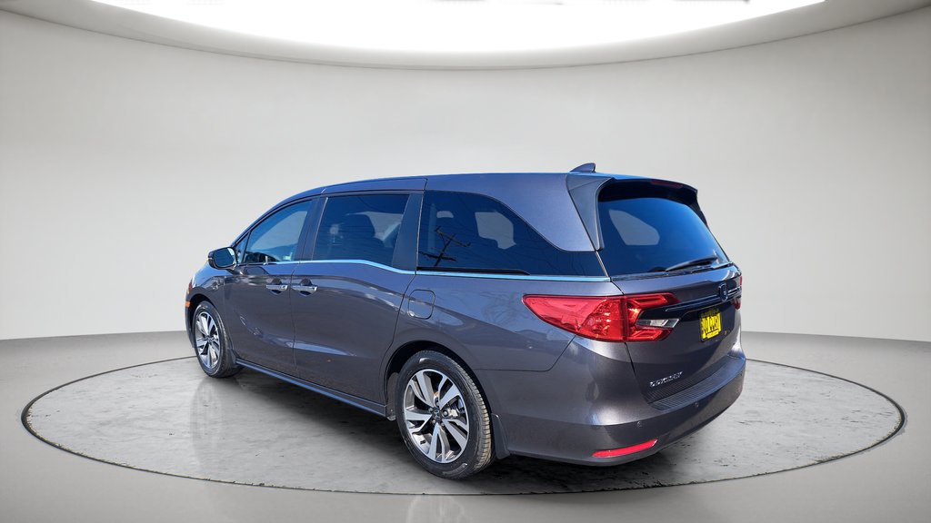 Used 2024 Honda Odyssey Touring image 5
