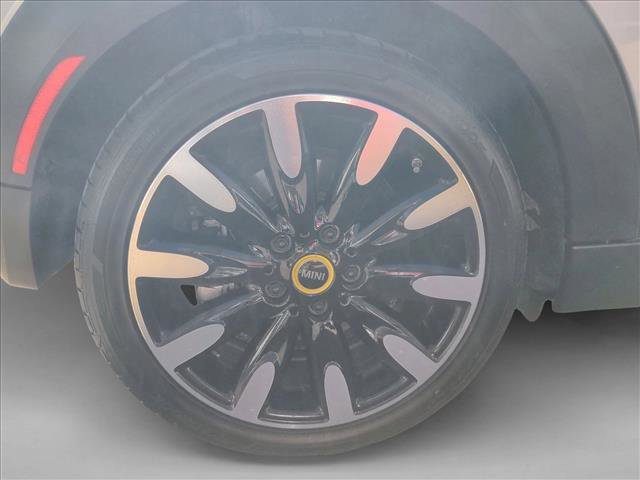 Used 2024 MINI Cooper SE image 26