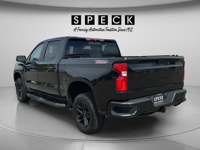 Used 2020 Chevrolet Silverado 1500 LT Trail Boss w/ Midnight Edition AWD/4WD image 3