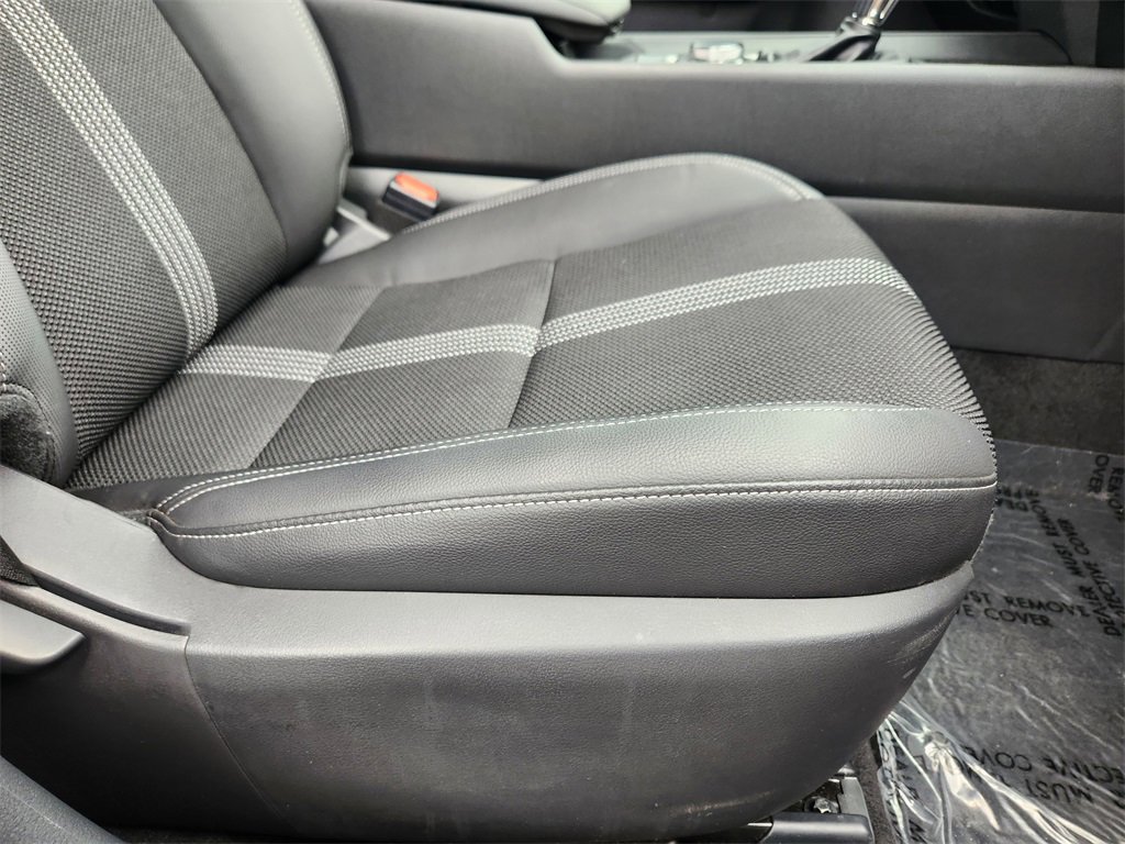 Used 2024 MAZDA CX-50 AWD 2.5 S w/ Select Package image 16