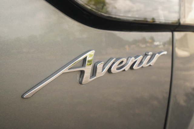 Used 2024 Buick Envision Avenir AWD/4WD image 38