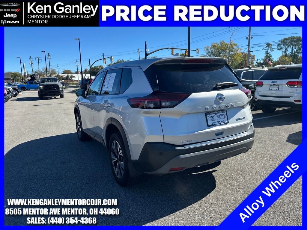 Used 2021 Nissan Rogue SV image 6