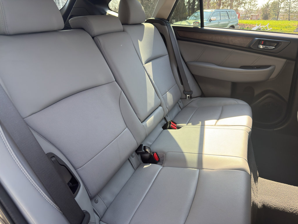 Used 2018 Subaru Outback 2.5i Limited image 31