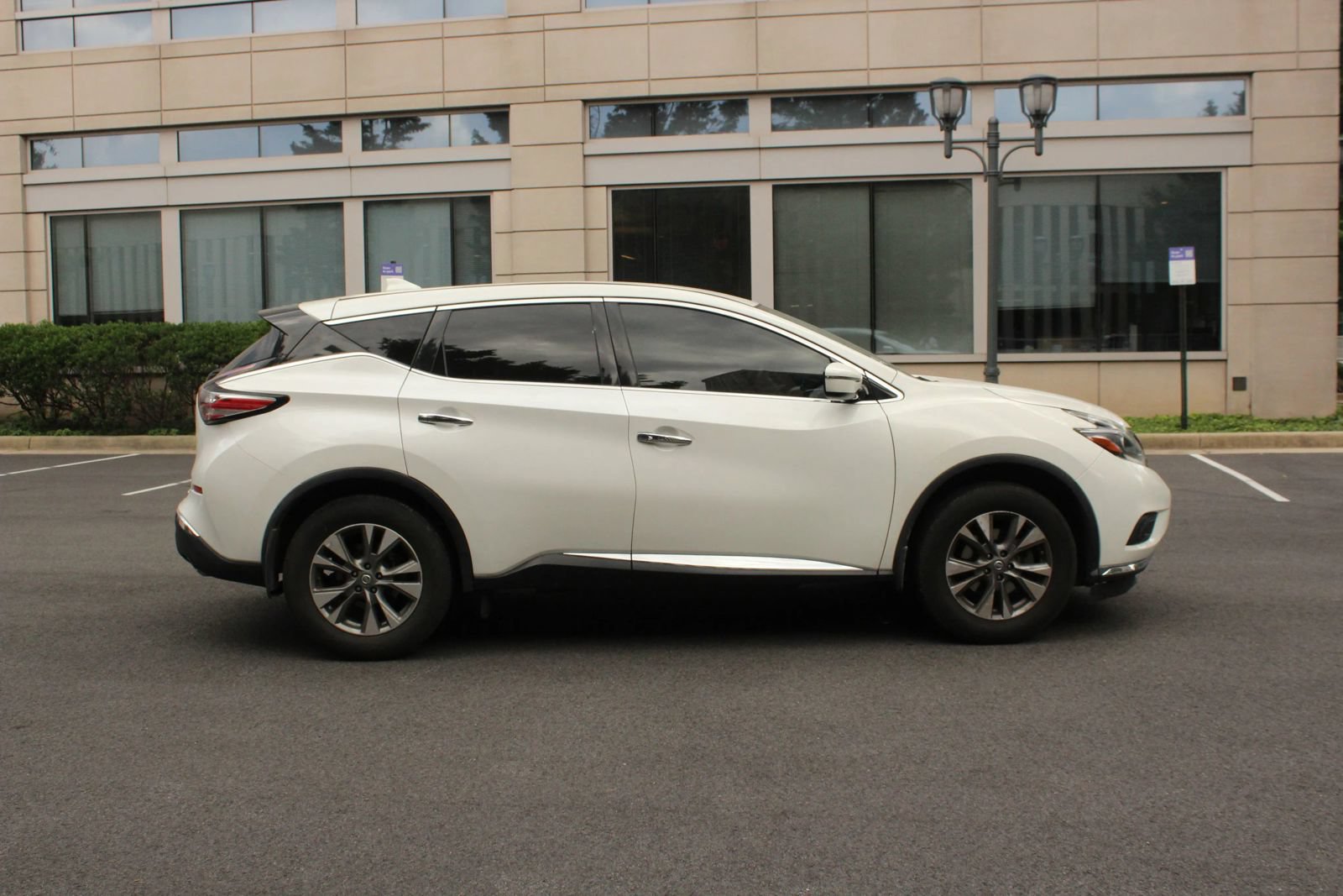 Used 2018 Nissan Murano S w/ Cargo Package FWD image 6