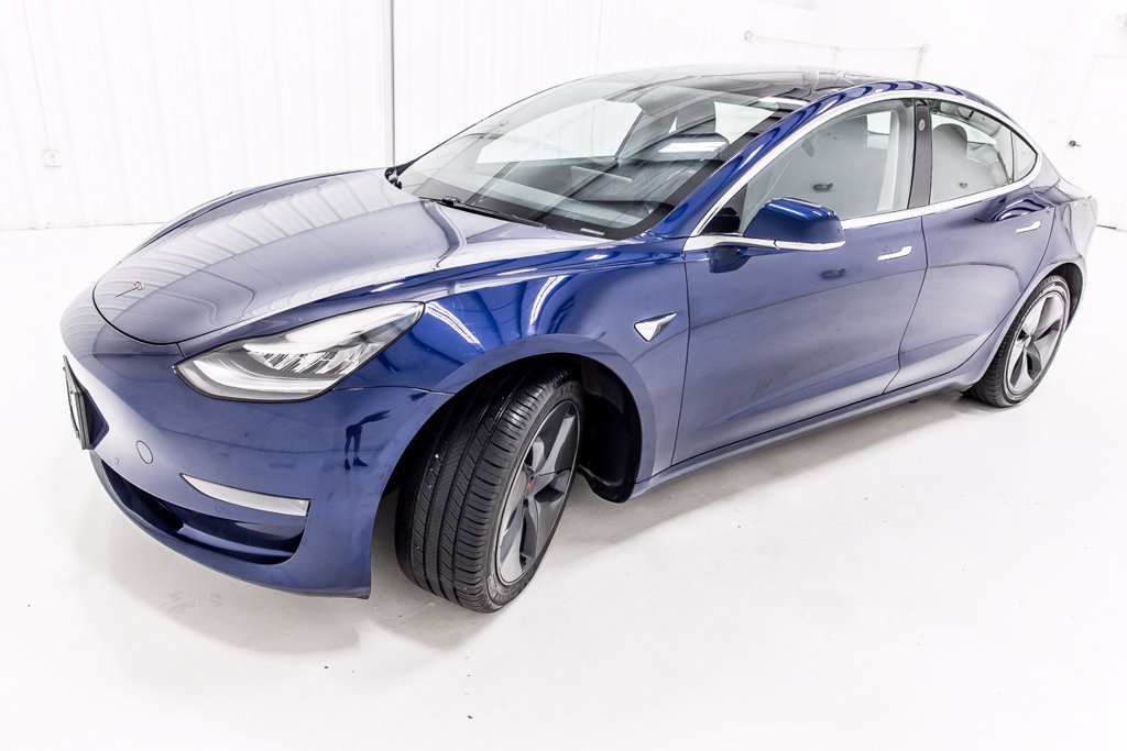 Used 2020 Tesla Model 3 Standard Range Plus RWD image 2