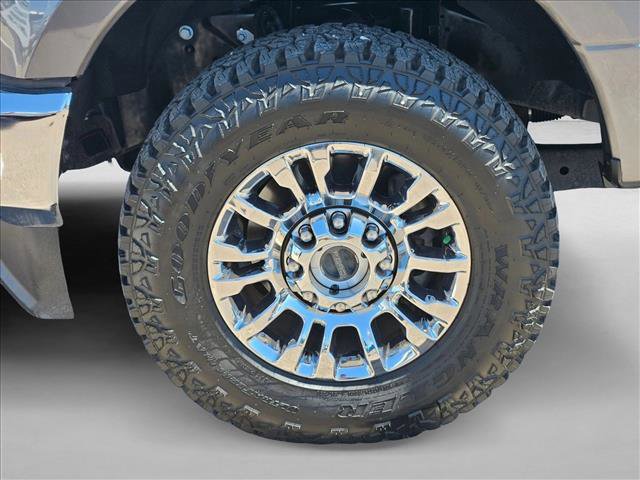 Certified 2021 Ford F250 XLT w/ XLT Premium Package AWD/4WD image 21