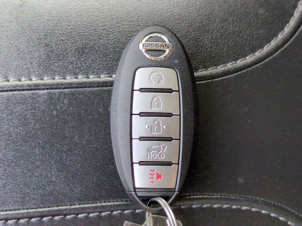 Certified 2020 Nissan Rogue SV image 30