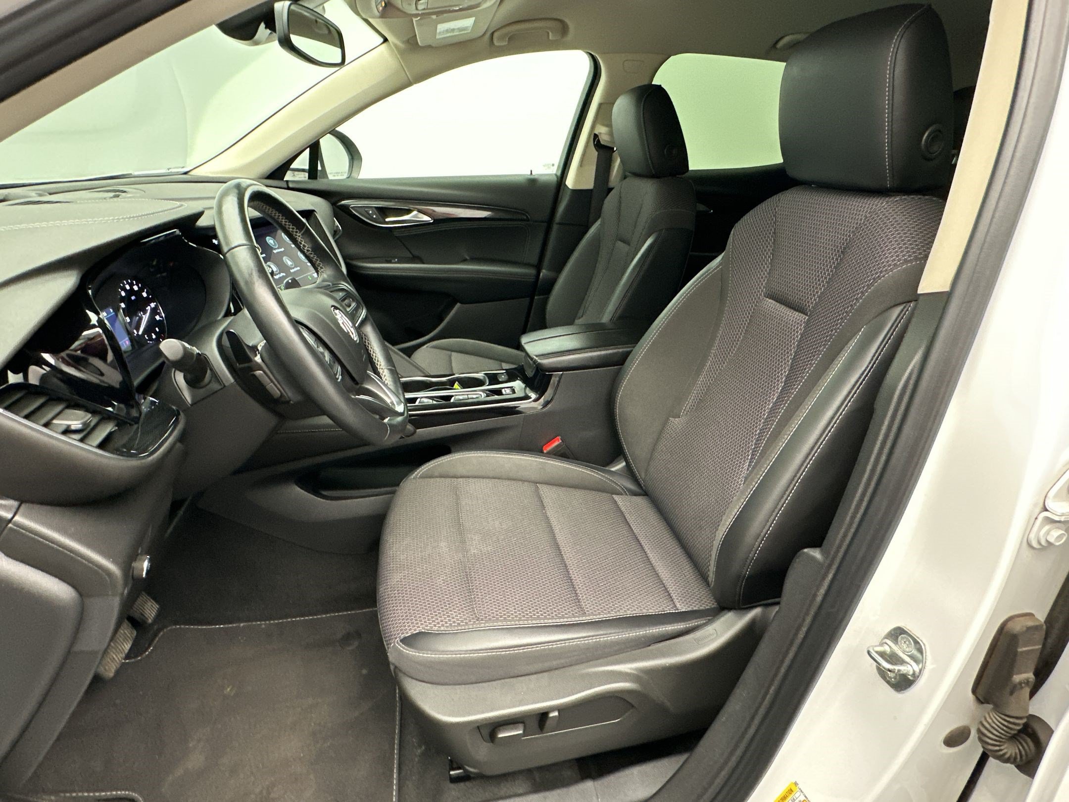 Certified 2023 Buick Envision Preferred AWD/4WD image 5