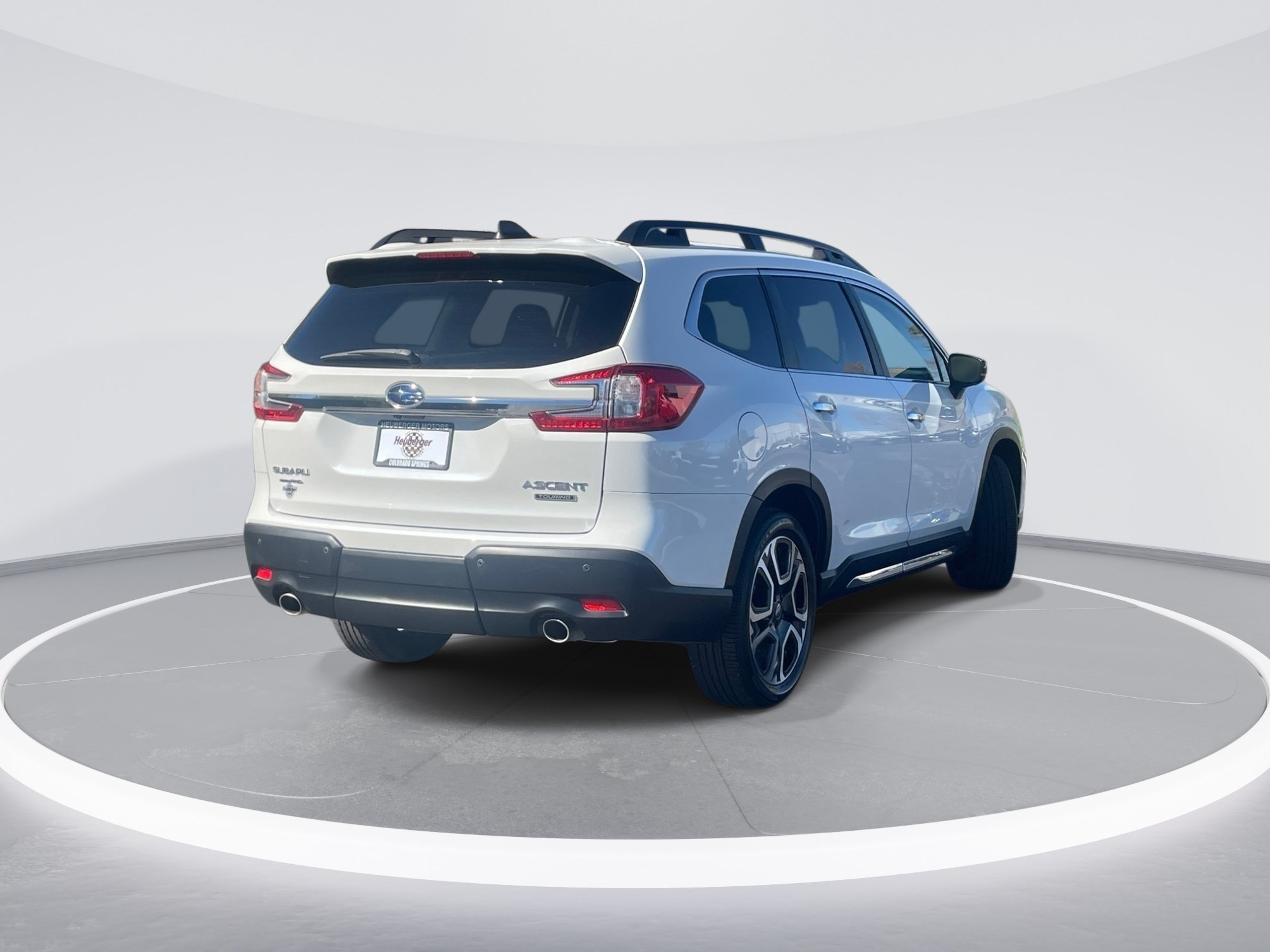 Used 2026 Subaru Ascent Touring AWD/4WD image 5