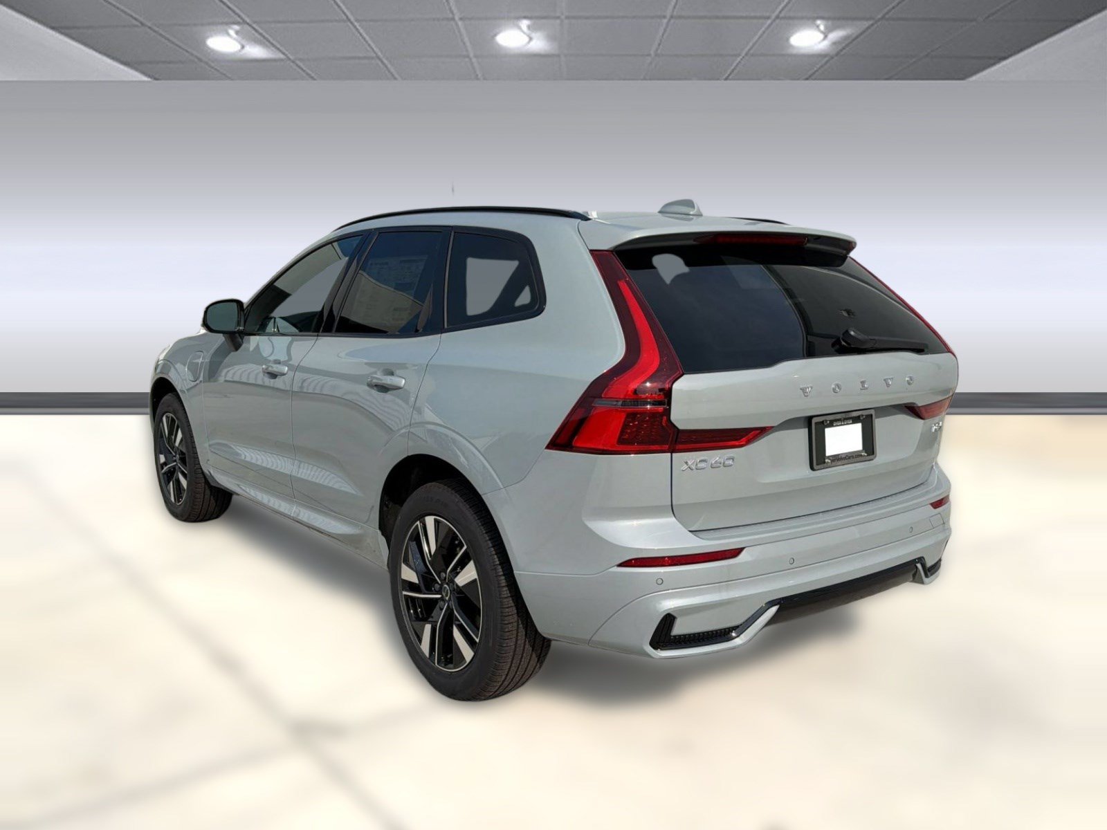 New 2026 Volvo XC60 T8 Core w/ Climate Package AWD/4WD image 3