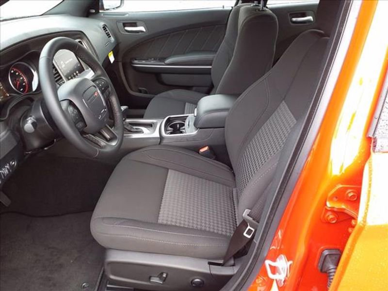 Used 2023 Dodge Charger SXT image 10