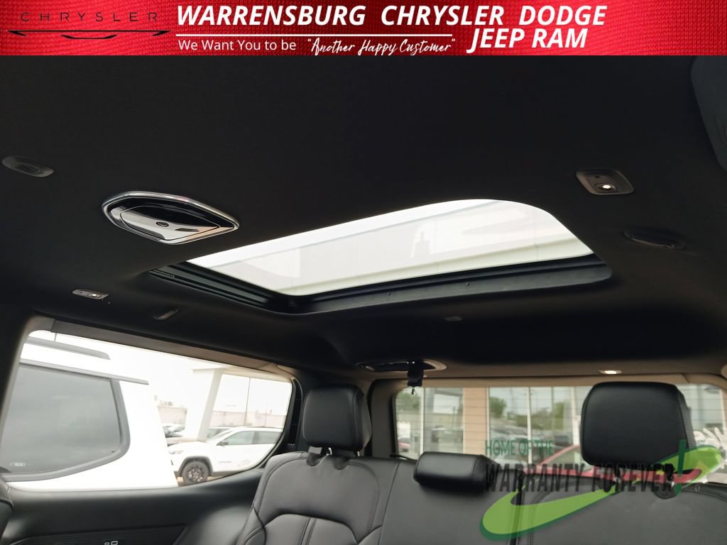 New 2026 Jeep Grand Wagoneer Limited AWD/4WD image 16