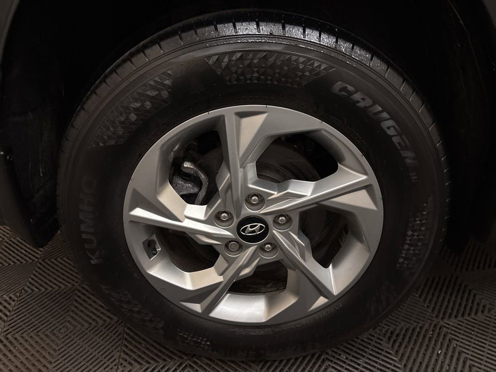 Used 2023 Hyundai Tucson SE AWD/4WD image 24