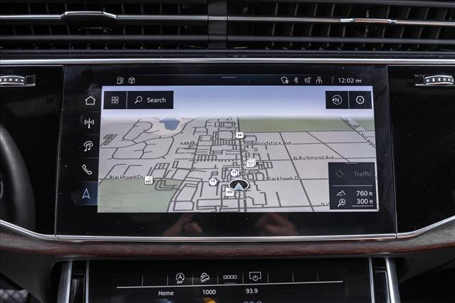 Used 2025 Audi Q8 Premium Plus w/ Premium Plus Package image 17