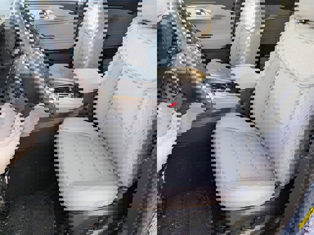 New 2026 Ford Explorer Active w/ Active Comfort Package image 23