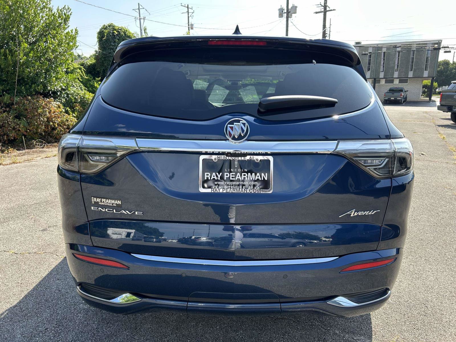 Used 2024 Buick Enclave Avenir w/ Avenir Technology Package FWD image 6