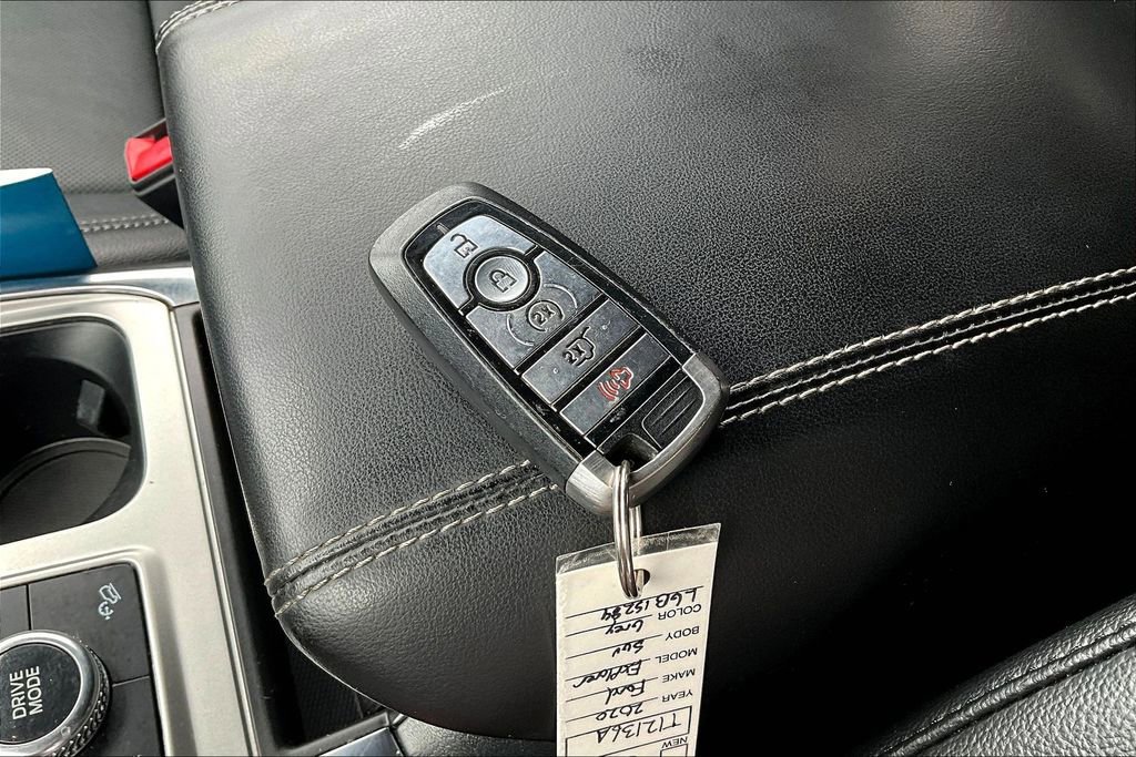 Used 2020 Ford Explorer Limited image 39