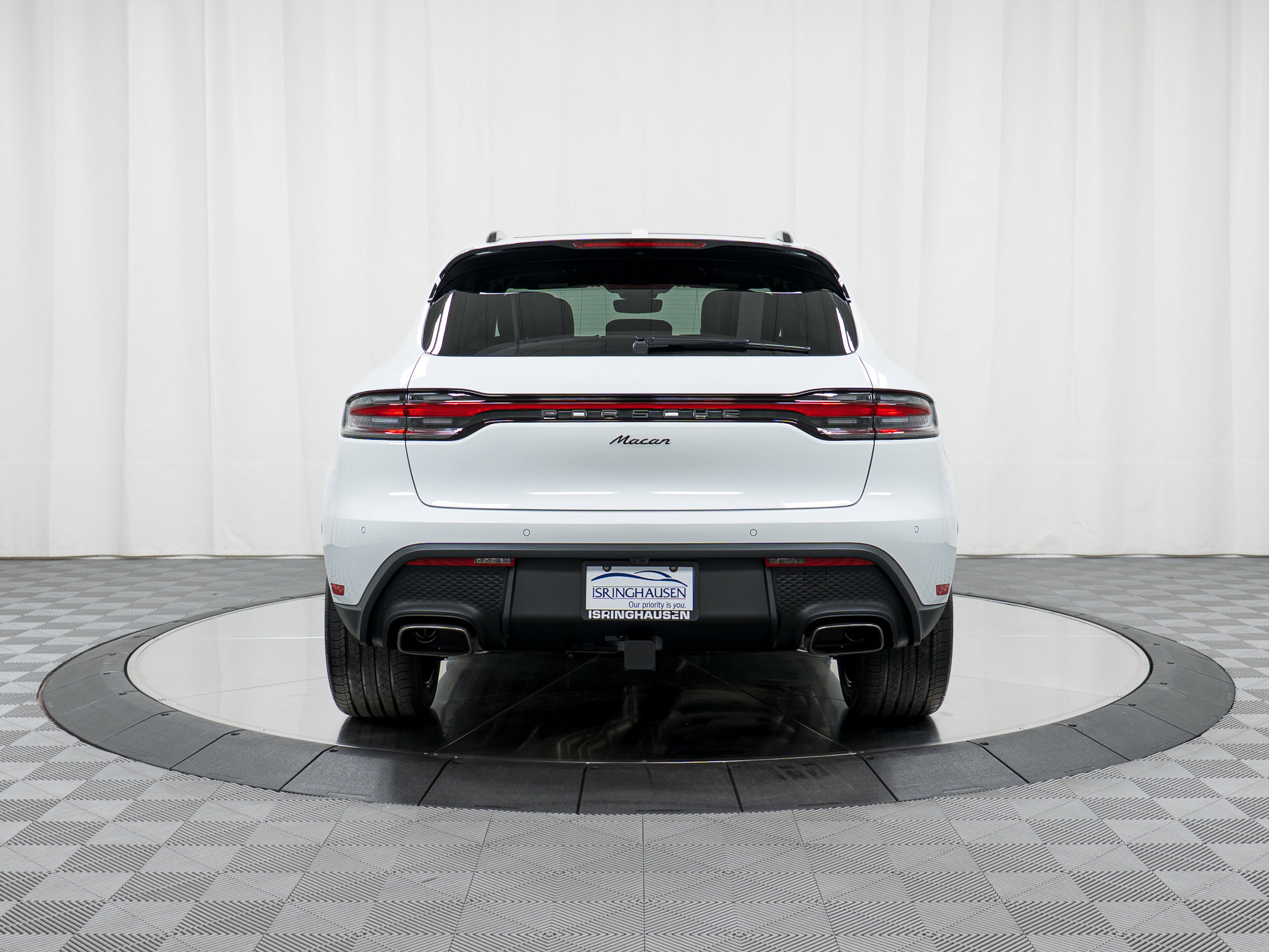 New 2026 Porsche Macan AWD/4WD image 6