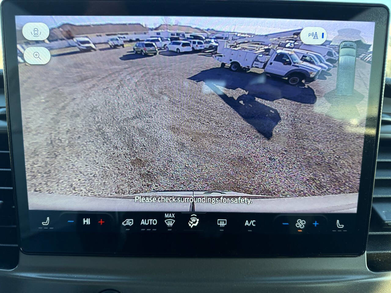 Used 2022 Ford Transit 350 XLT image 39