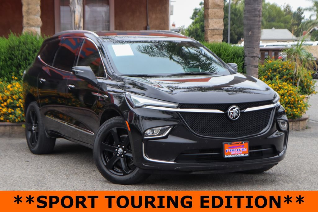 Used 2024 Buick Enclave Essence w/ Sport Touring Edition FWD image 2
