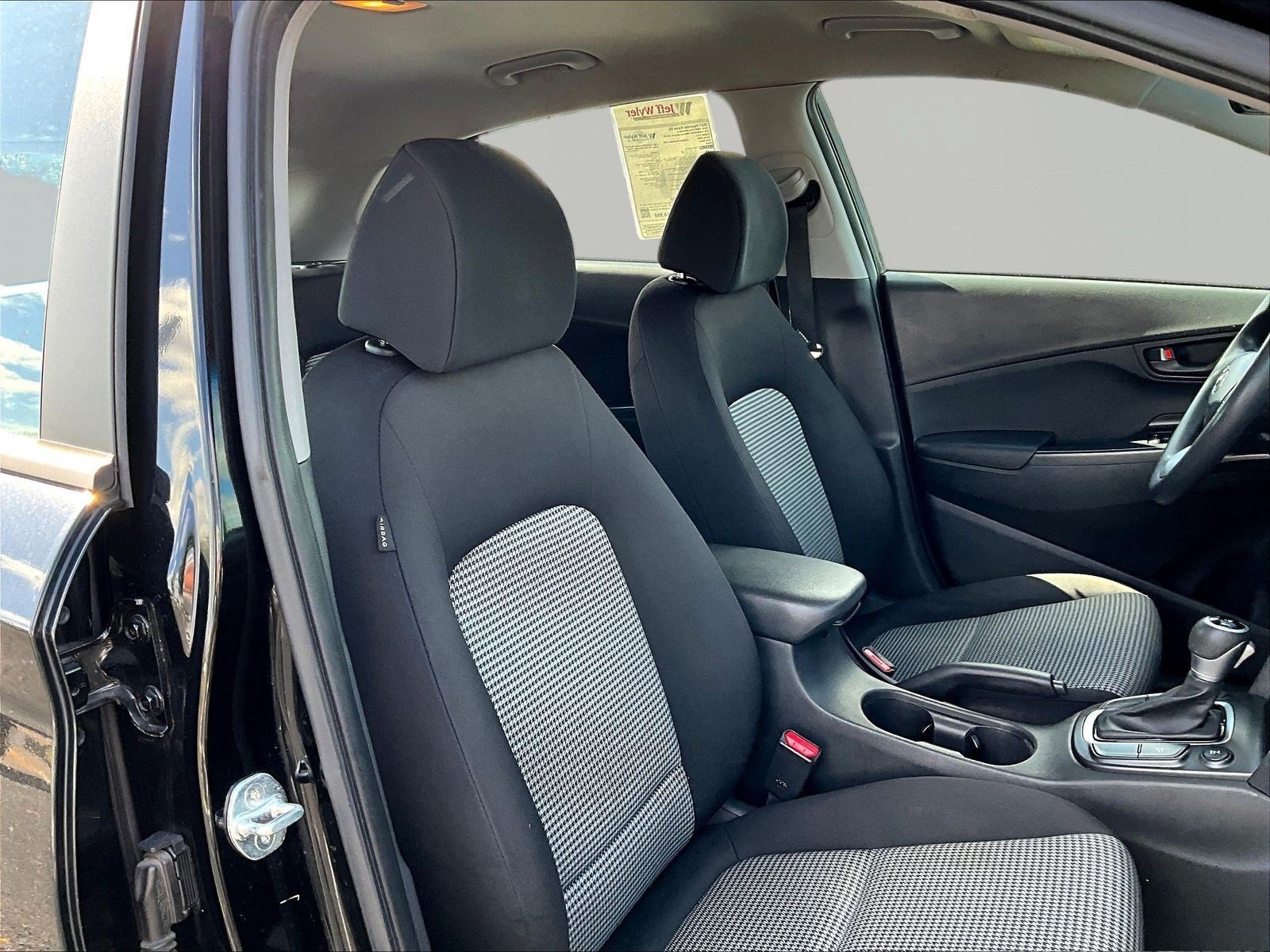 Used 2021 Hyundai Kona SE AWD/4WD image 28
