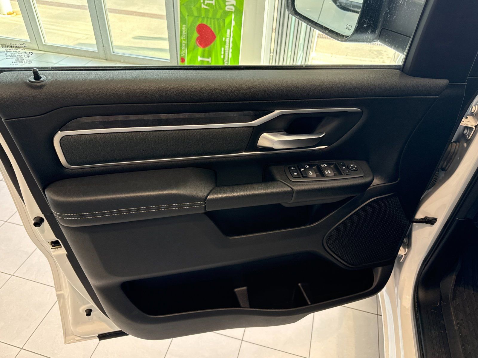 Used 2022 RAM 1500 Big Horn image 11