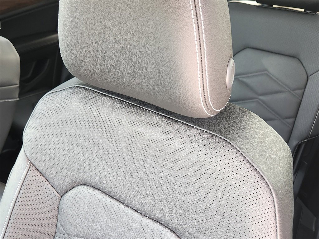 New 2026 Volkswagen Atlas SE image 5