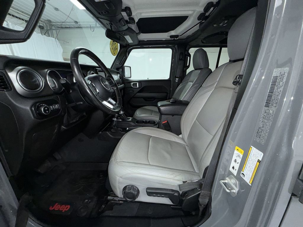 Used 2020 Jeep Gladiator Overland w/ Safety Group image 3