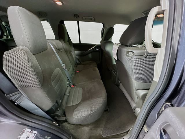 Used 2012 Nissan Pathfinder SV image 27