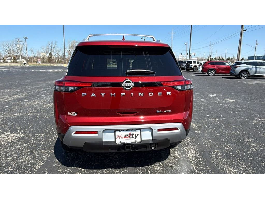 Used 2023 Nissan Pathfinder SL w/ SL Premium Package AWD/4WD image 6