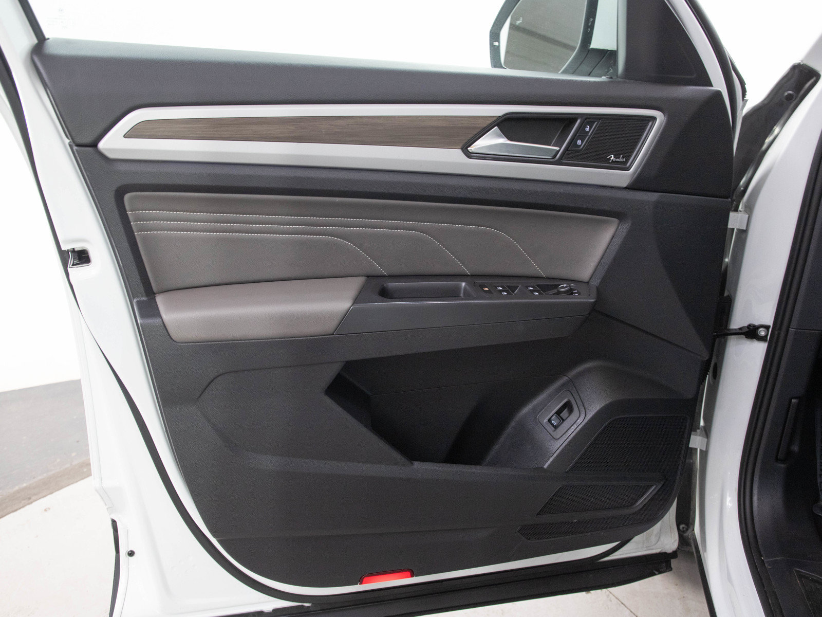 Used 2023 Volkswagen Atlas SEL AWD/4WD image 22