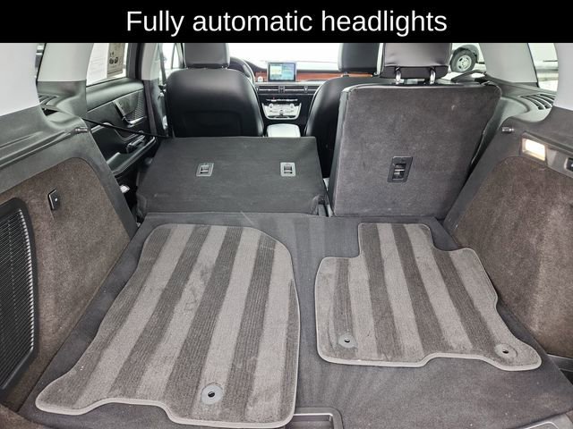 Used 2022 Lincoln Corsair Reserve w/ Equipment Group 201A image 35