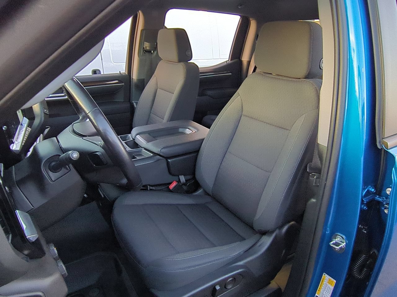 Used 2022 Chevrolet Silverado 1500 LT w/ Protection Package AWD/4WD image 19