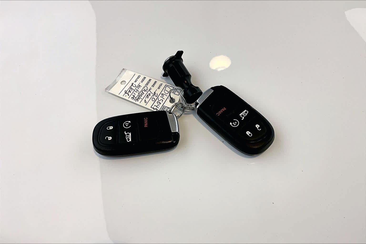 Used 2020 Jeep Cherokee Limited FWD image 14